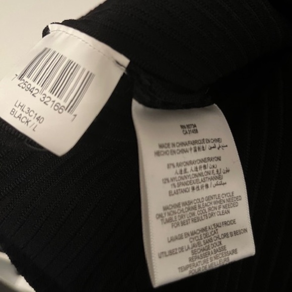 BCBGMaxAzria Knit Black Mini Flare Skirt- Size L - Picture 5 of 5